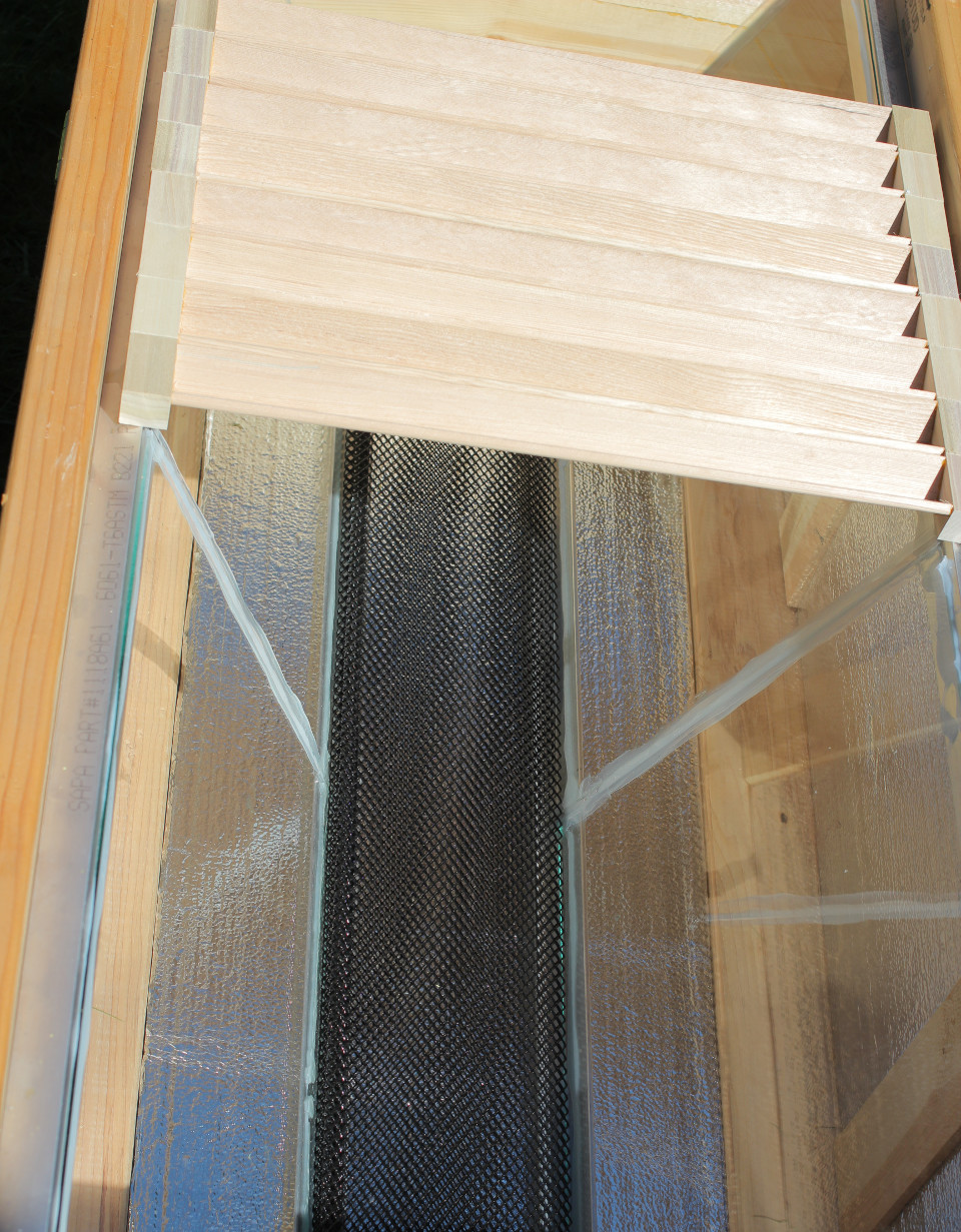 Fig.9 - A screened bottom.